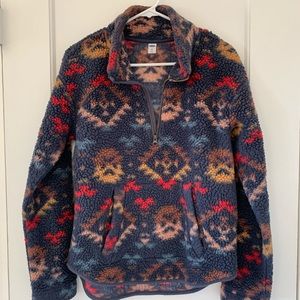 Old Navy fleece pullover
